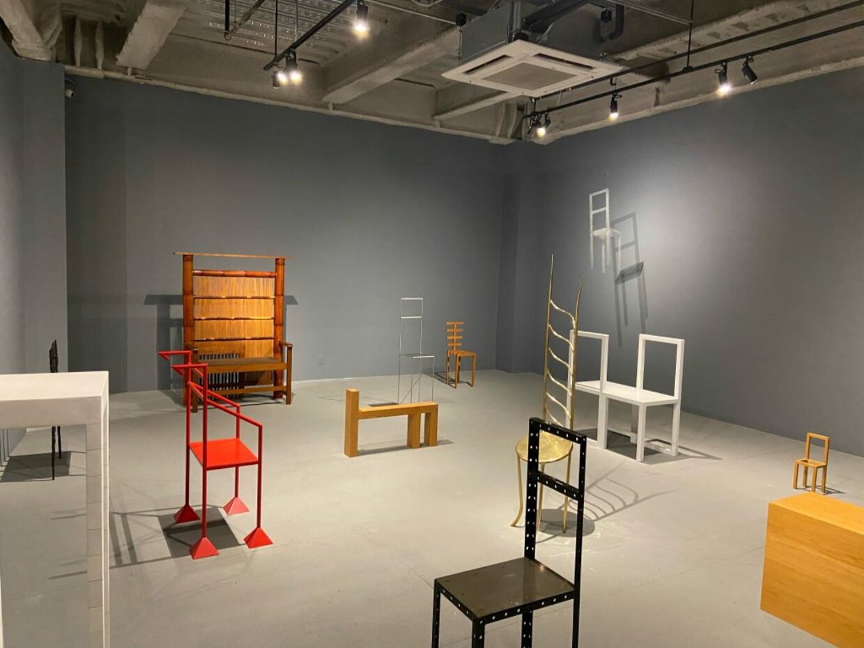 For Theater Pioneer Robert Wilson, Chairs Are Characters. See Decades’ Worth of His Stage Furniture at a Brooklyn Gallery | 1