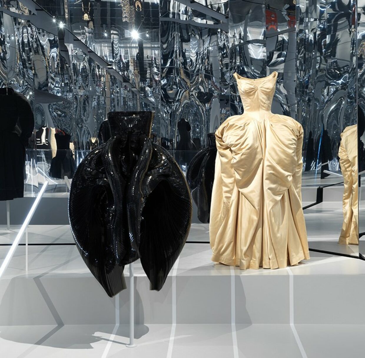 Costume Institute Exhibition at The Met Presents a Disrupted Timeline of Fashion History | Left: Dress, Iris Van Herpen (Dutch, born 1984), fall/winter 2012–13 haute couture; gift of Iris Van Herpen, in honor of Harold Koda, 2016 (2016.185). | 1